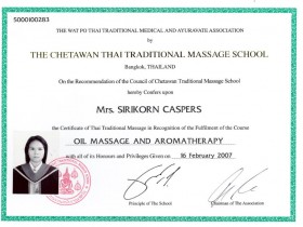 Zertifikat-Aroma-Oel-Massage
